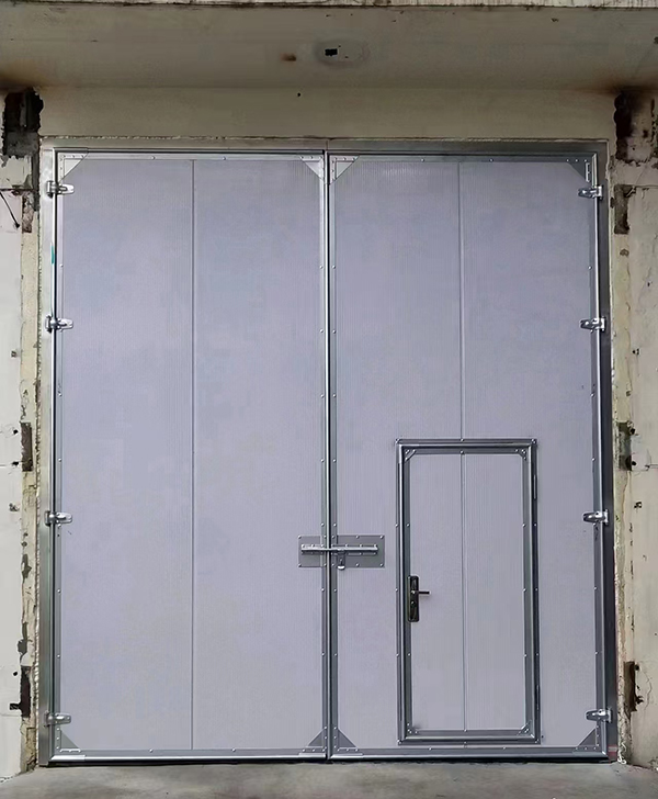 岚皋工业平开门