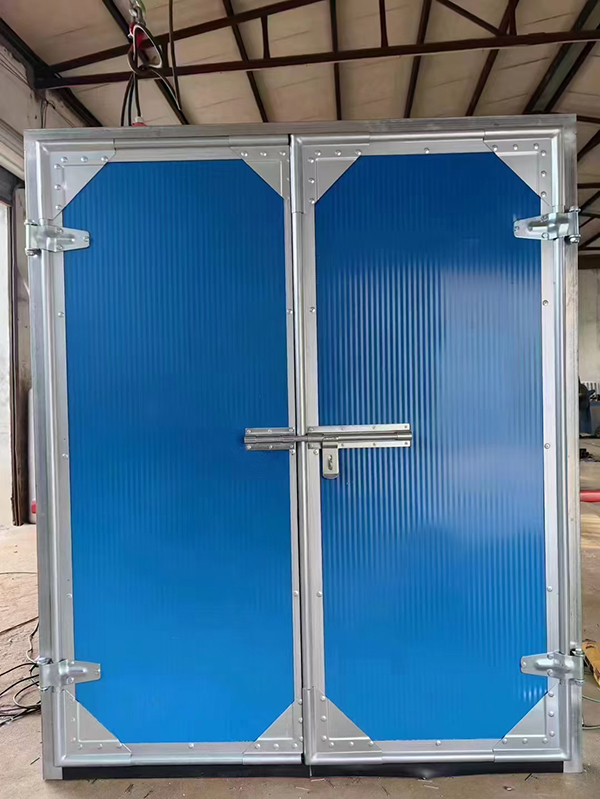 岚皋工业平开门