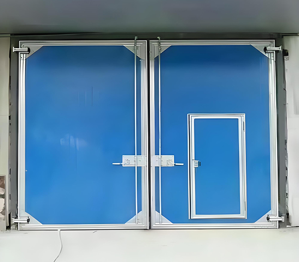 岚皋工业平开门