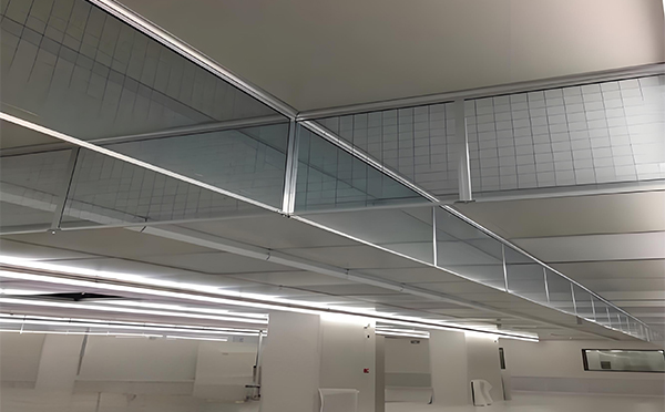 岚皋玻璃挡烟垂壁