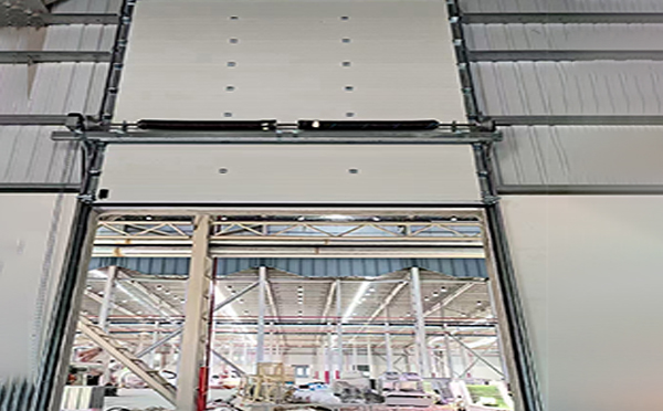 岚皋工业提升门