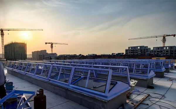 消防岚皋排烟窗工作原理