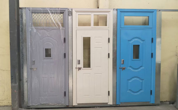 岚皋学校教室门