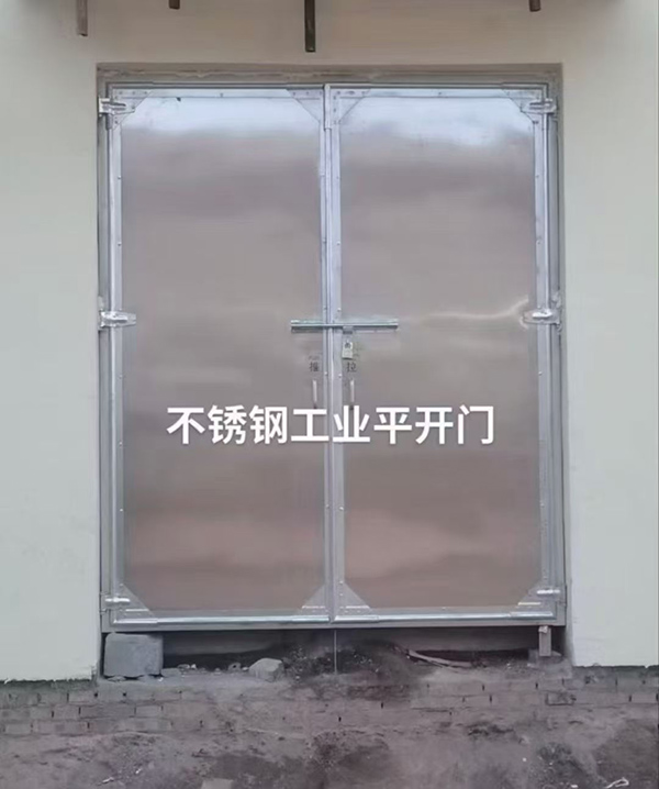 不锈钢岚皋工业平开门在现代工业场景中的应用实践